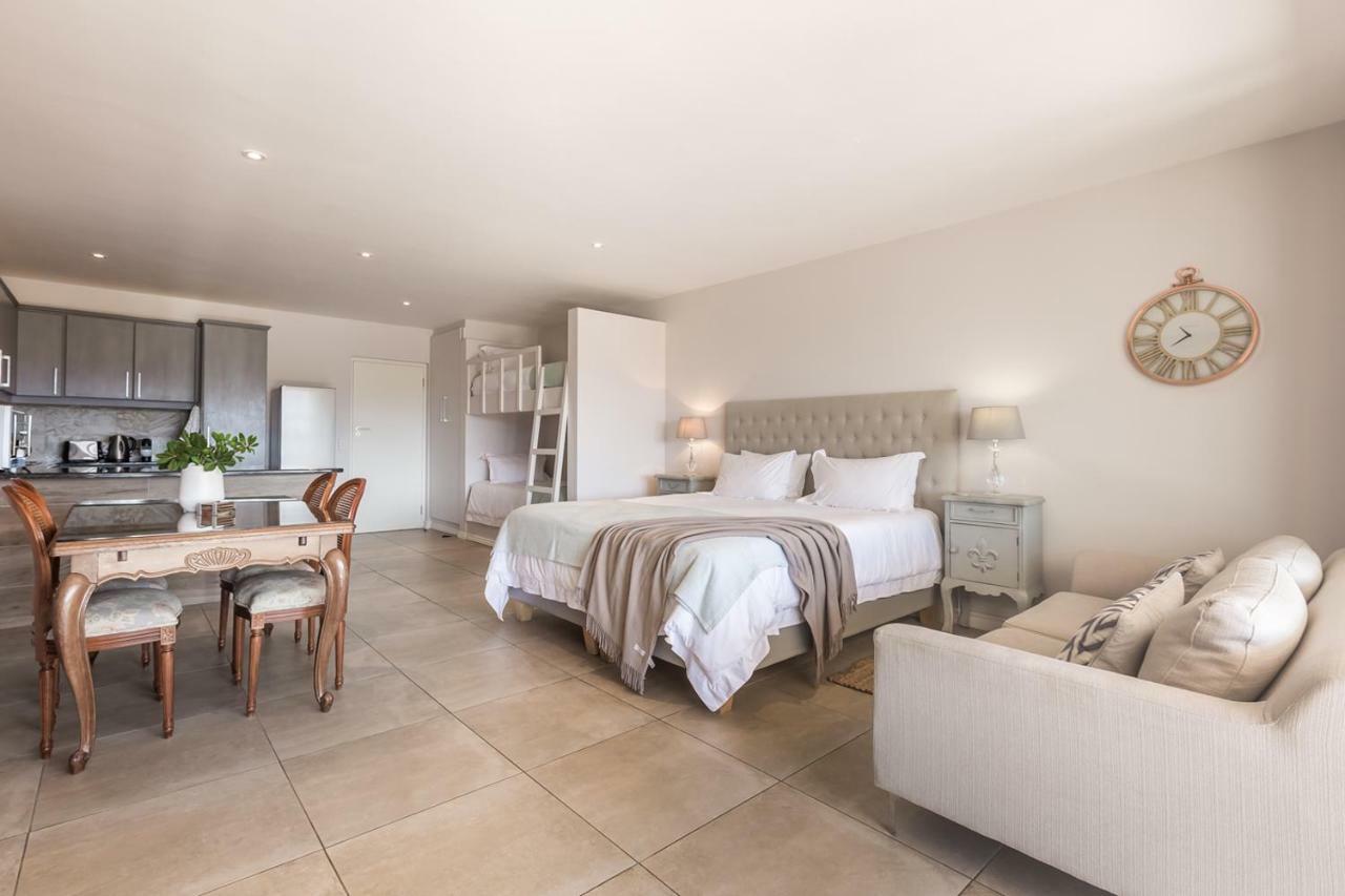 Sunrise Bay Self Catering Appartement Plettenbergbaai Buitenkant foto